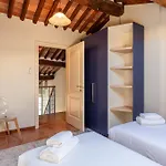Toro\'S Home Lucca